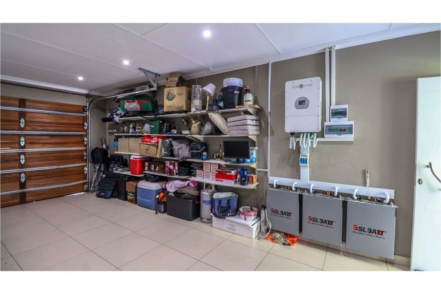5 Bedroom Property for Sale in Num Num Cape Estate Western Cape